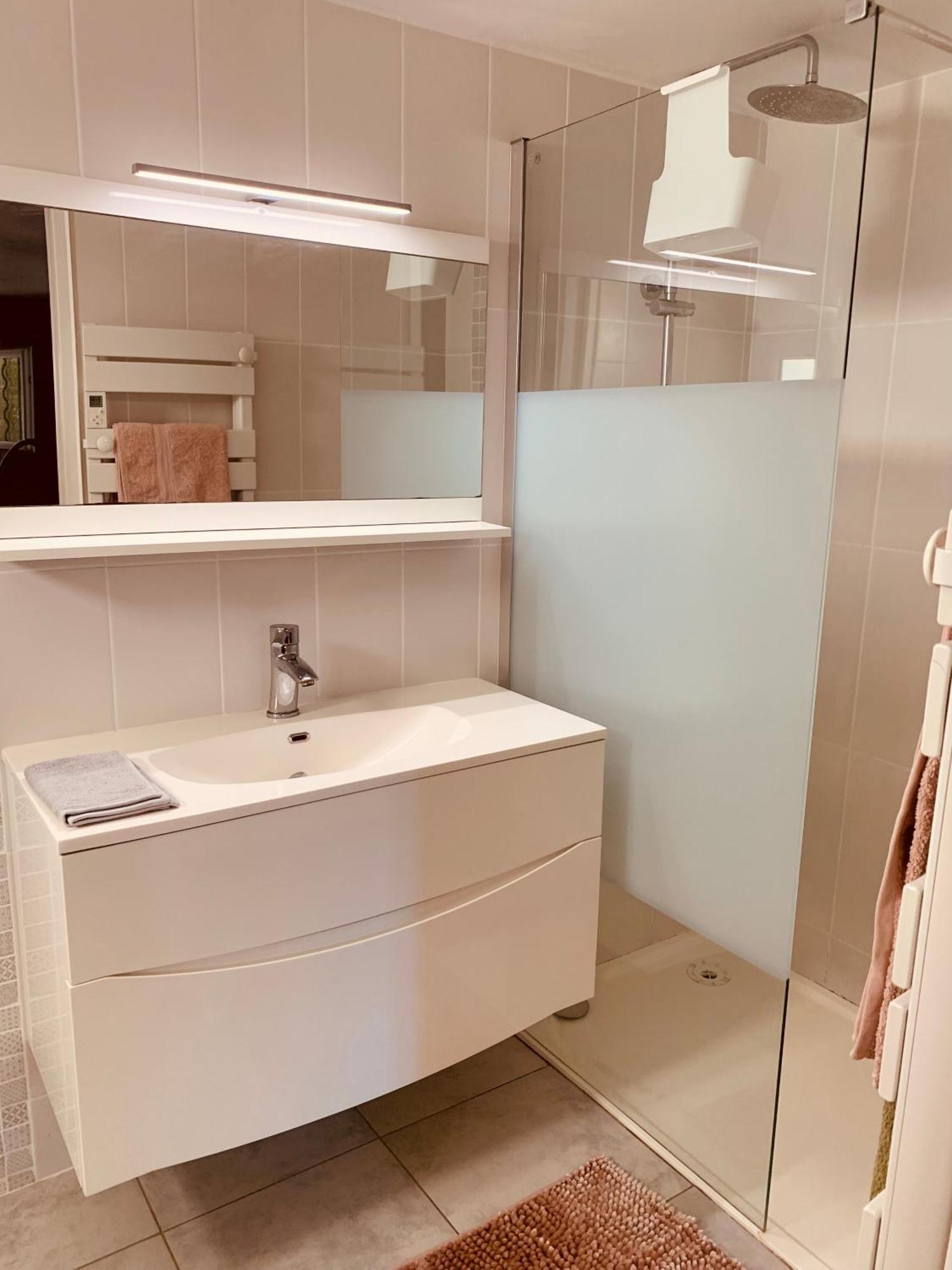 Appartement Independant Avec Jardin Et Acces Piscine Nîmes Exteriér fotografie